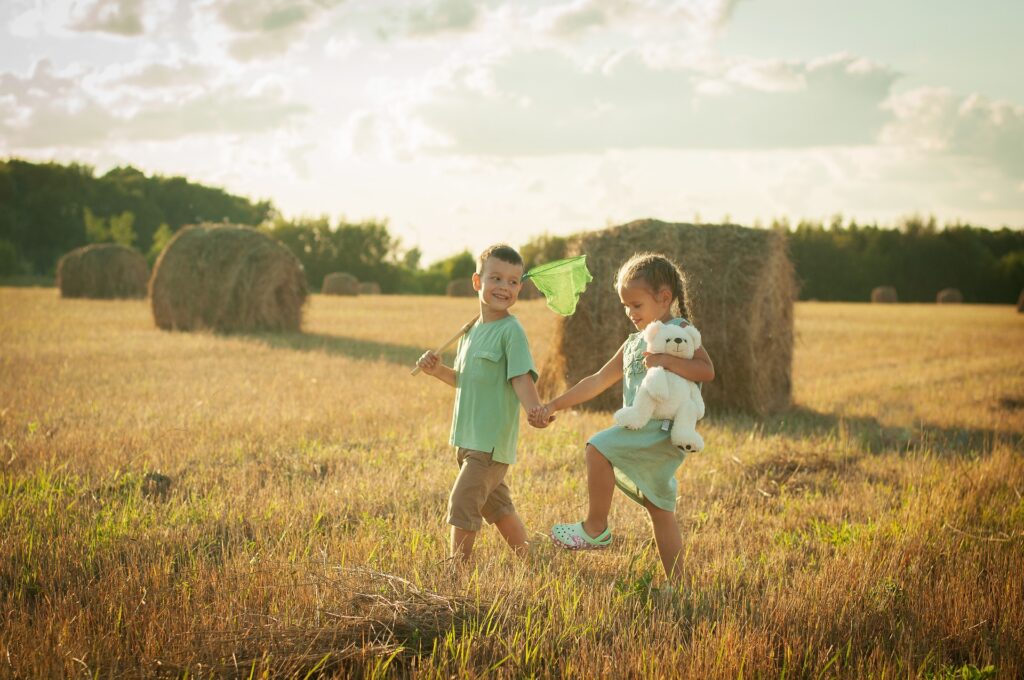 ChildHelp.info - promoting social skills