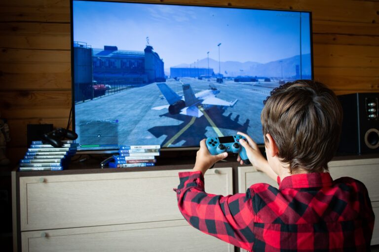 ChildHelp.info - social media gaming